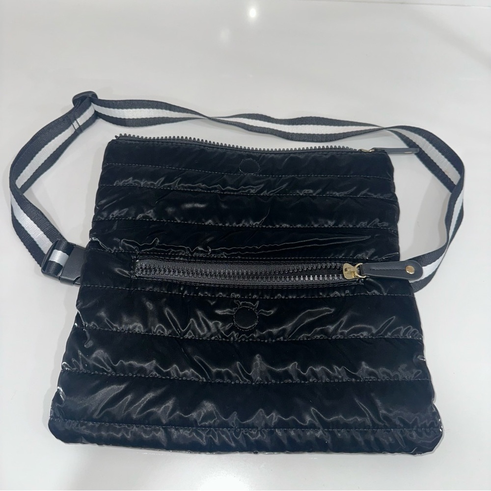 Sondra Roberts Squared Black Quilted Puffer Crossbody Bag w/Striped Strap NWOT - Picture 2 of 11